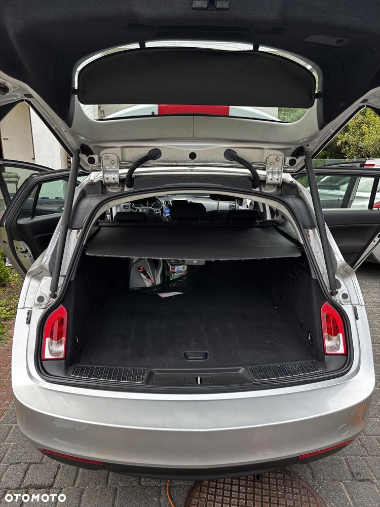 Opel Insignia 1.8 - 13