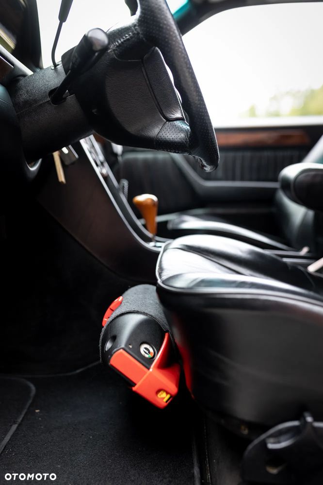 Mercedes-Benz W124 (1984-1993) - 15