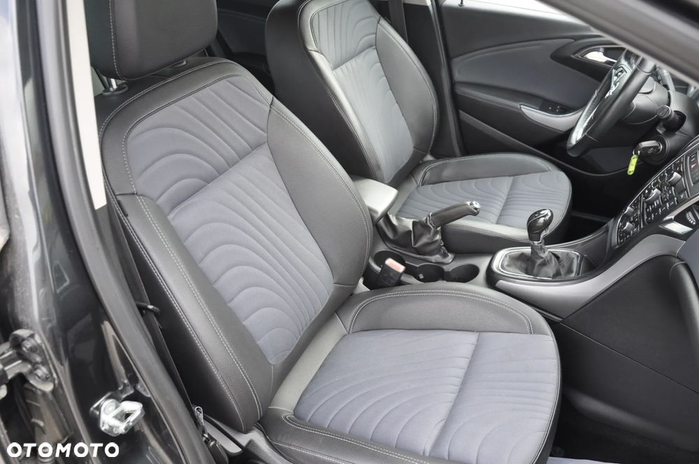 Opel Astra 1.6 CDTI DPF ecoFLEX Start/Stop Exklusiv - 8