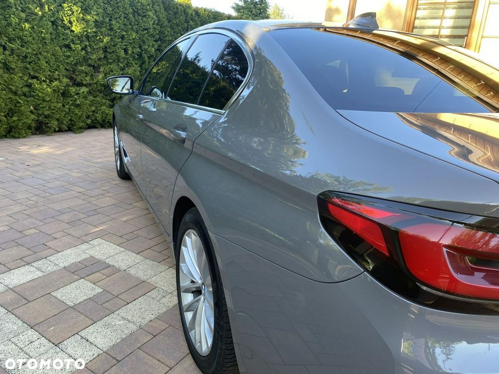 BMW Seria 5 530i xDrive mHEV Luxury Line - 15