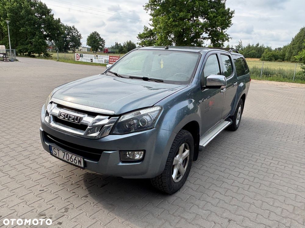 Isuzu D-Max 2.5 DC LSX Dark - 2