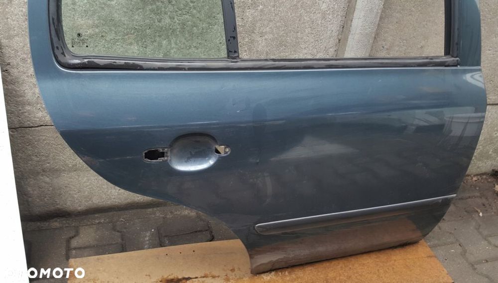 DRZWI PRAWY TYŁ SKODA OCTAVIA I 9900 - 3
