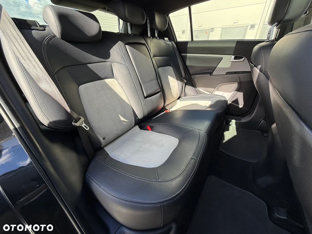 Kia Sportage 2.0 CRDI 184 AWD Platinum Edition - 37