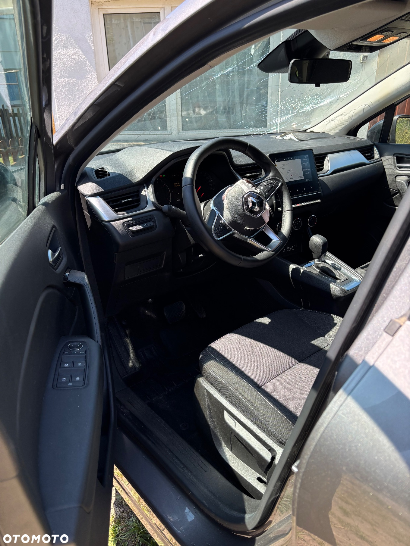 Renault Captur - 21