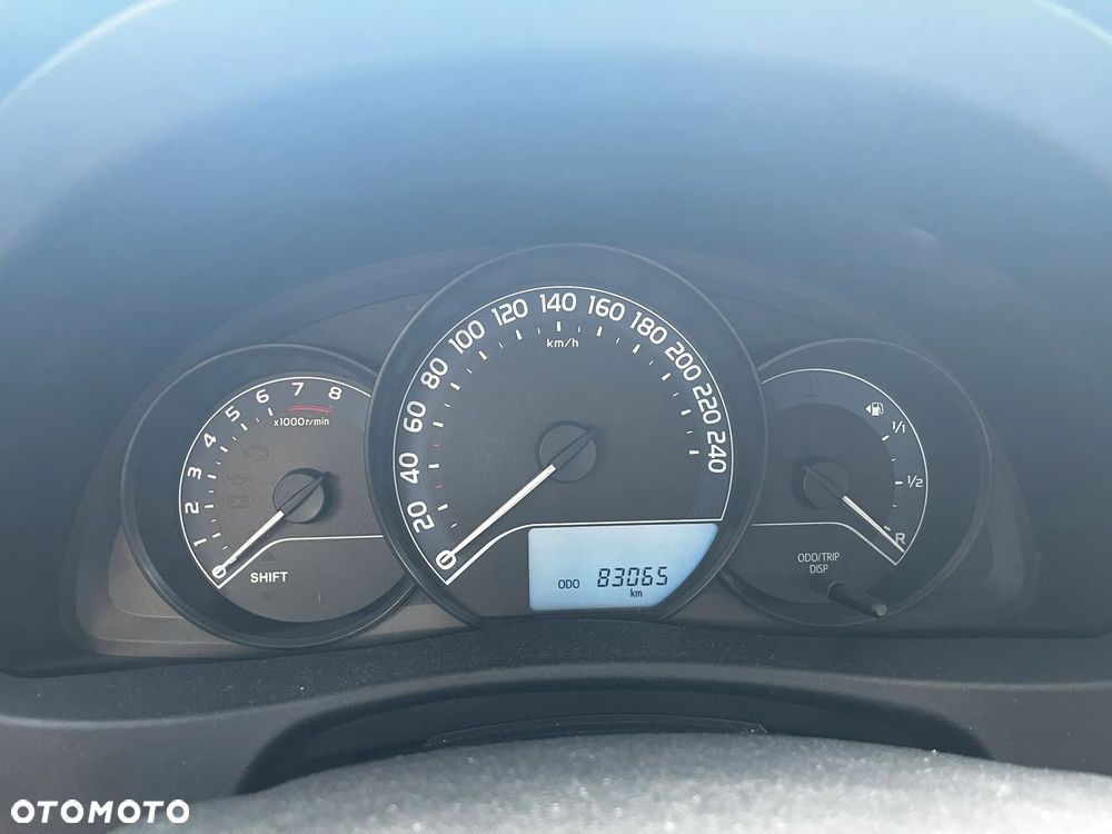 Toyota Auris 1.6 Active - 29