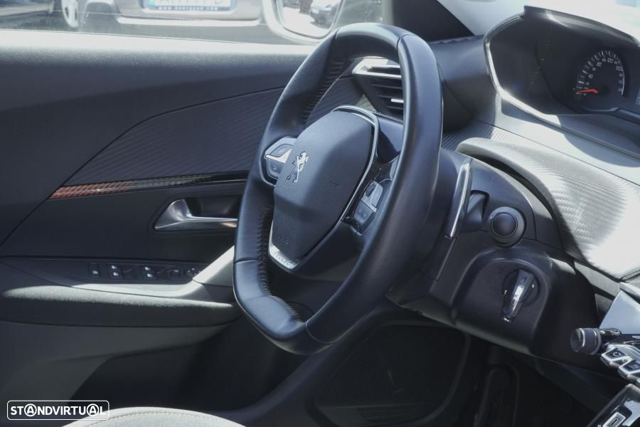 Peugeot 2008 1.2 PureTech Active Pack EAT8 - 10