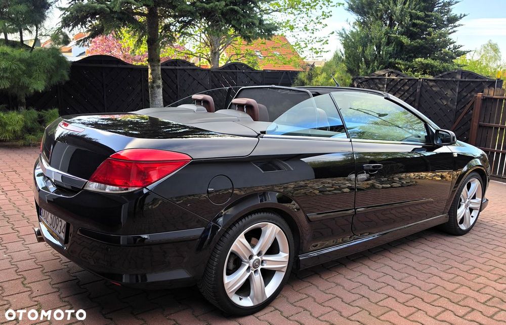 Opel Astra 1.6 Turbo Endless Summer - 4