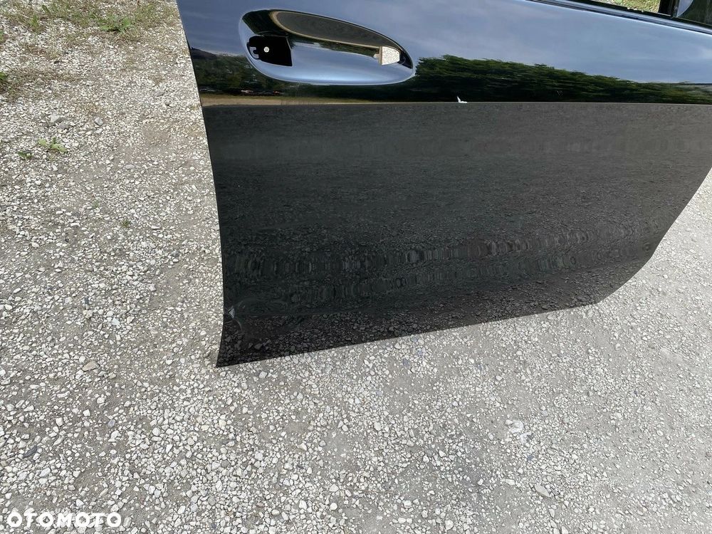 DRZWI PRZÓD PRZEDNIE PRAWE MERCEDES B KLASA W246 10- A2467220210 - 2
