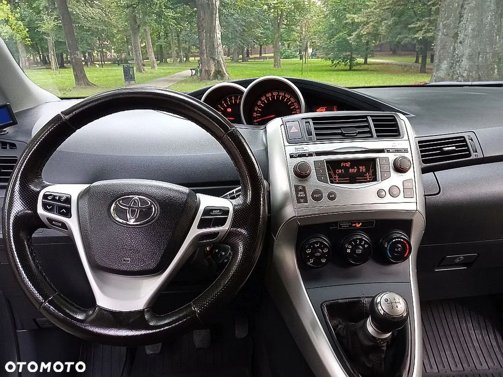 Toyota Verso 1.6 Sprint - 15