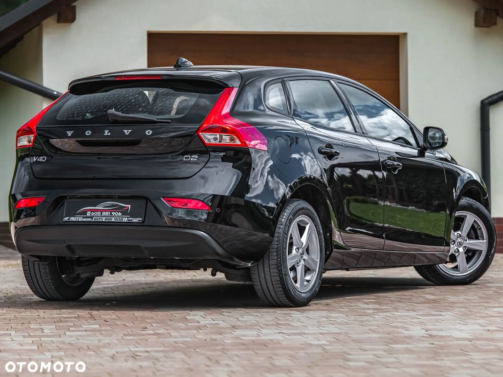 Volvo V40 D2 Momentum - 38