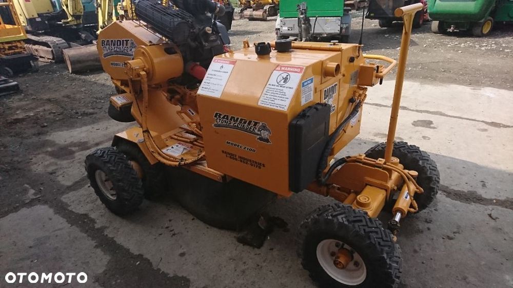 Inny bandit 2100 - 4