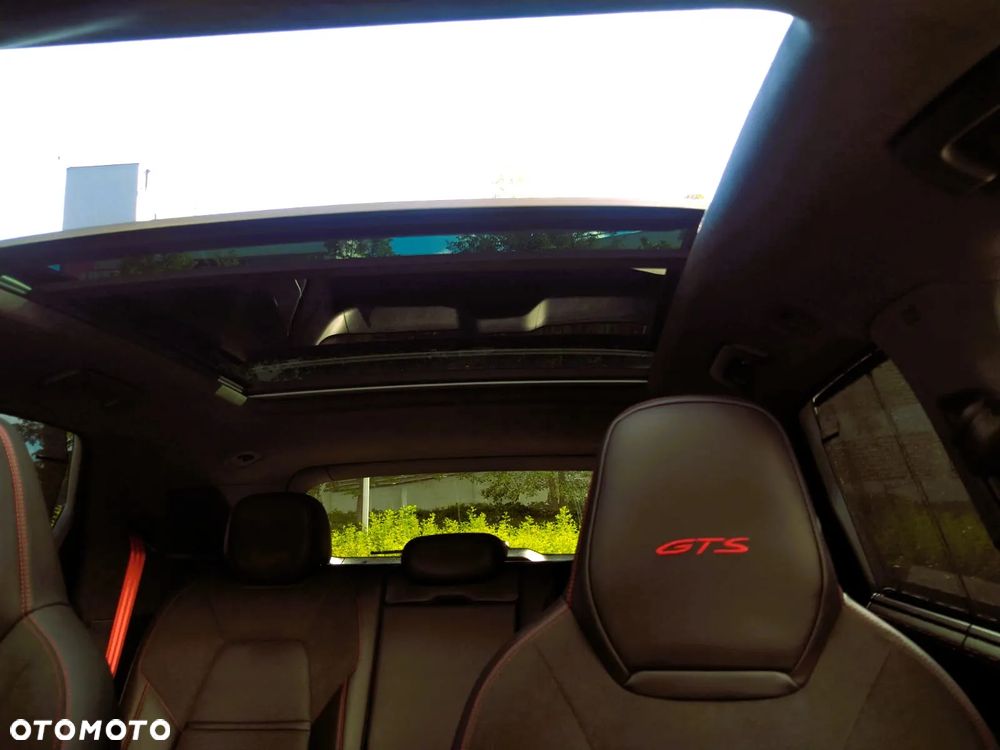 Porsche Cayenne Coupe GTS - 18