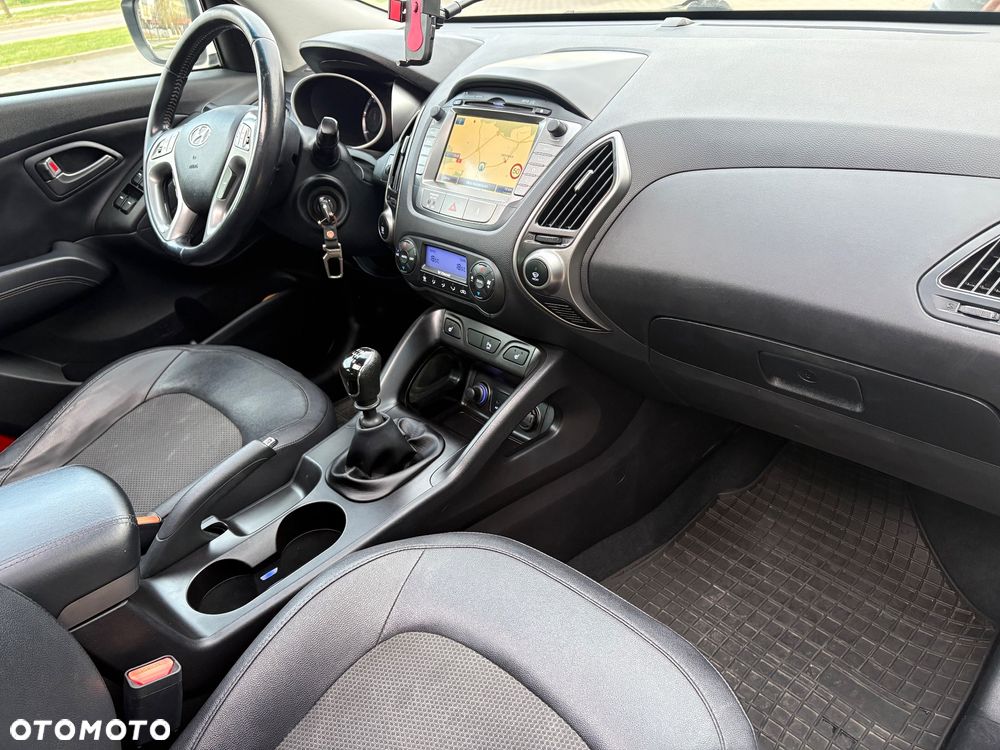 Hyundai ix35 1.7 CRDi 2WD blue Style - 25