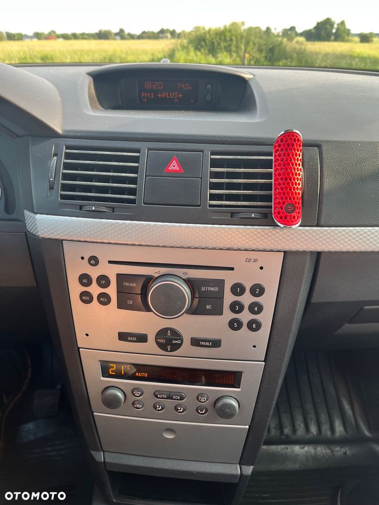 Opel Meriva 1.6 Cosmo - 8