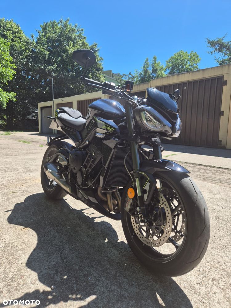 Triumph Street Triple - 5