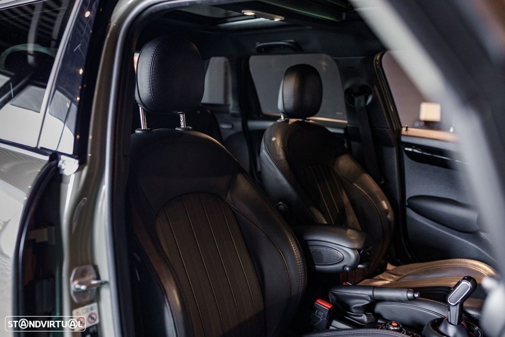 MINI 5 Portas Cooper S Aut. JCW - 27