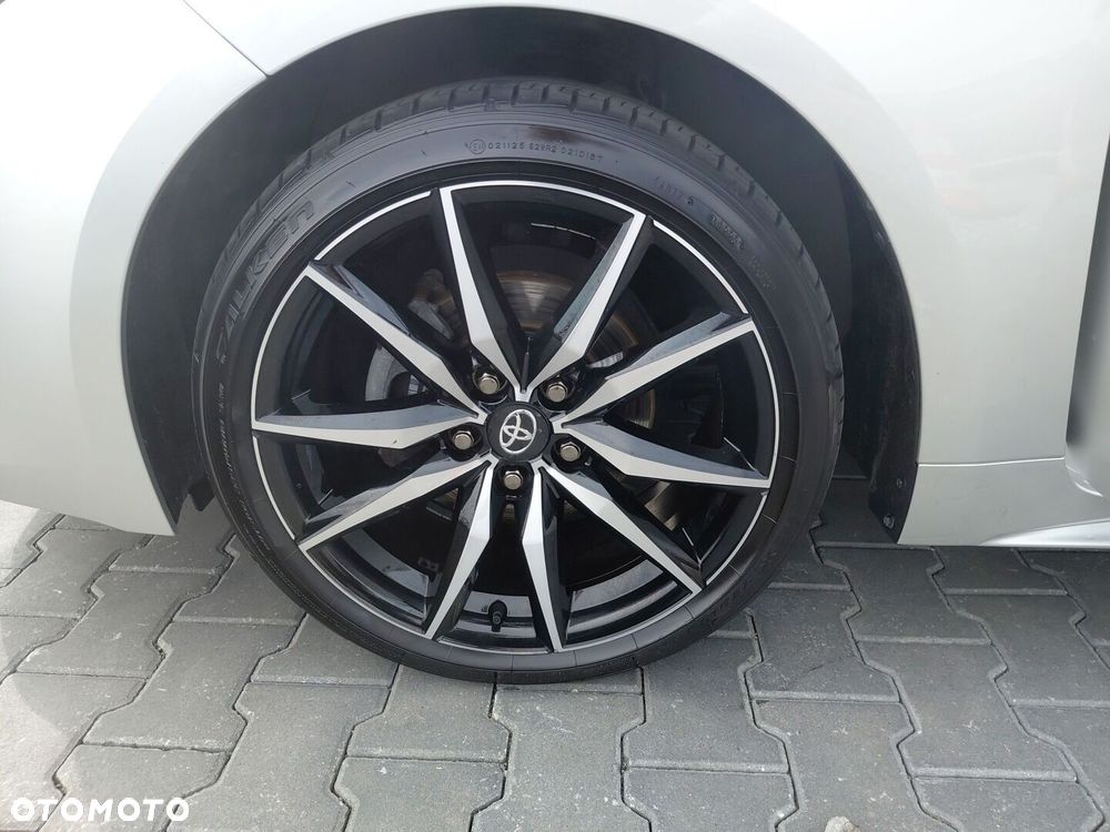 Toyota Corolla 1.8 Hybrid GR Sport Dynamic - 16