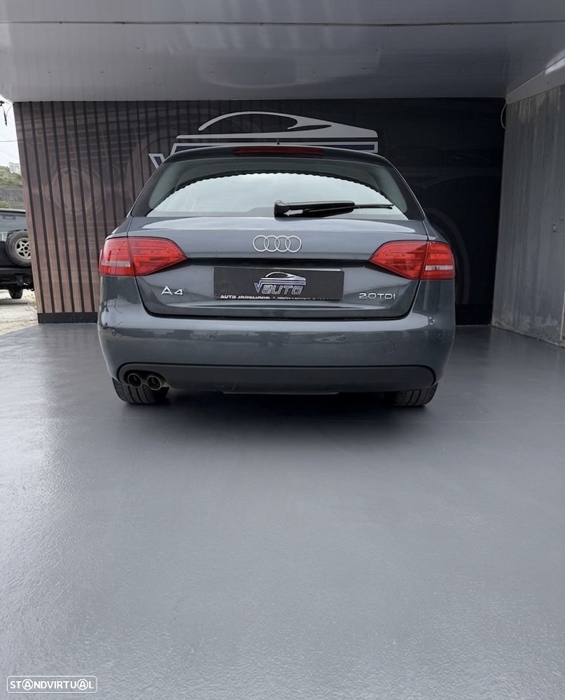 Audi A4 Avant 2.0 TDI - 10