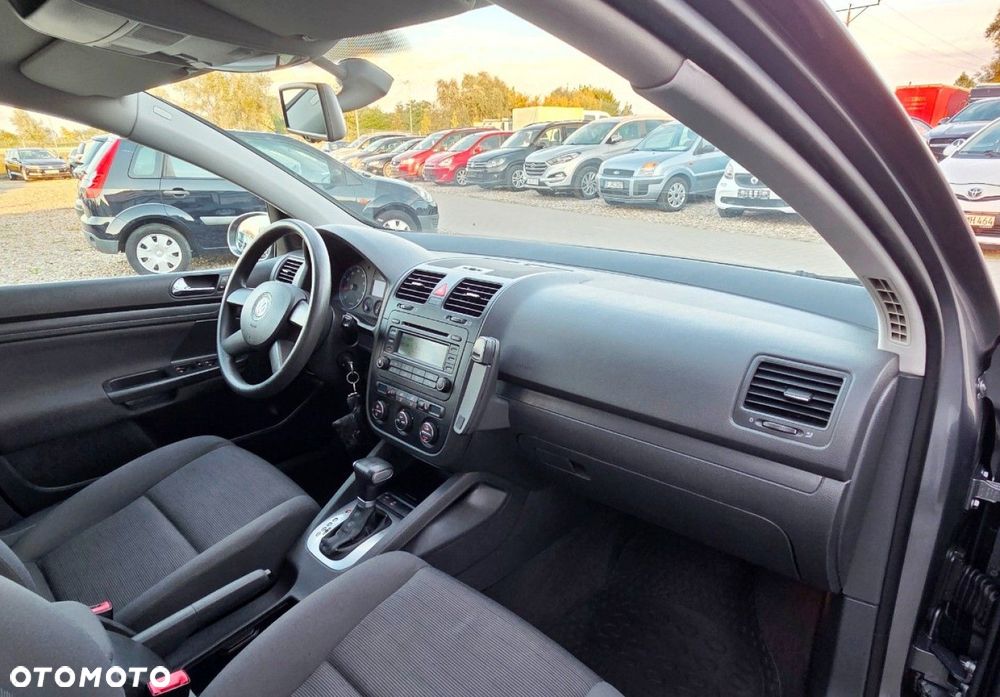Volkswagen Golf - 13