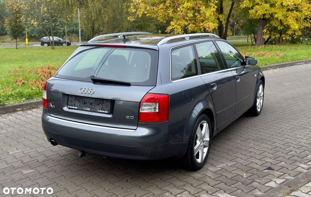 Audi A4 Avant - 4