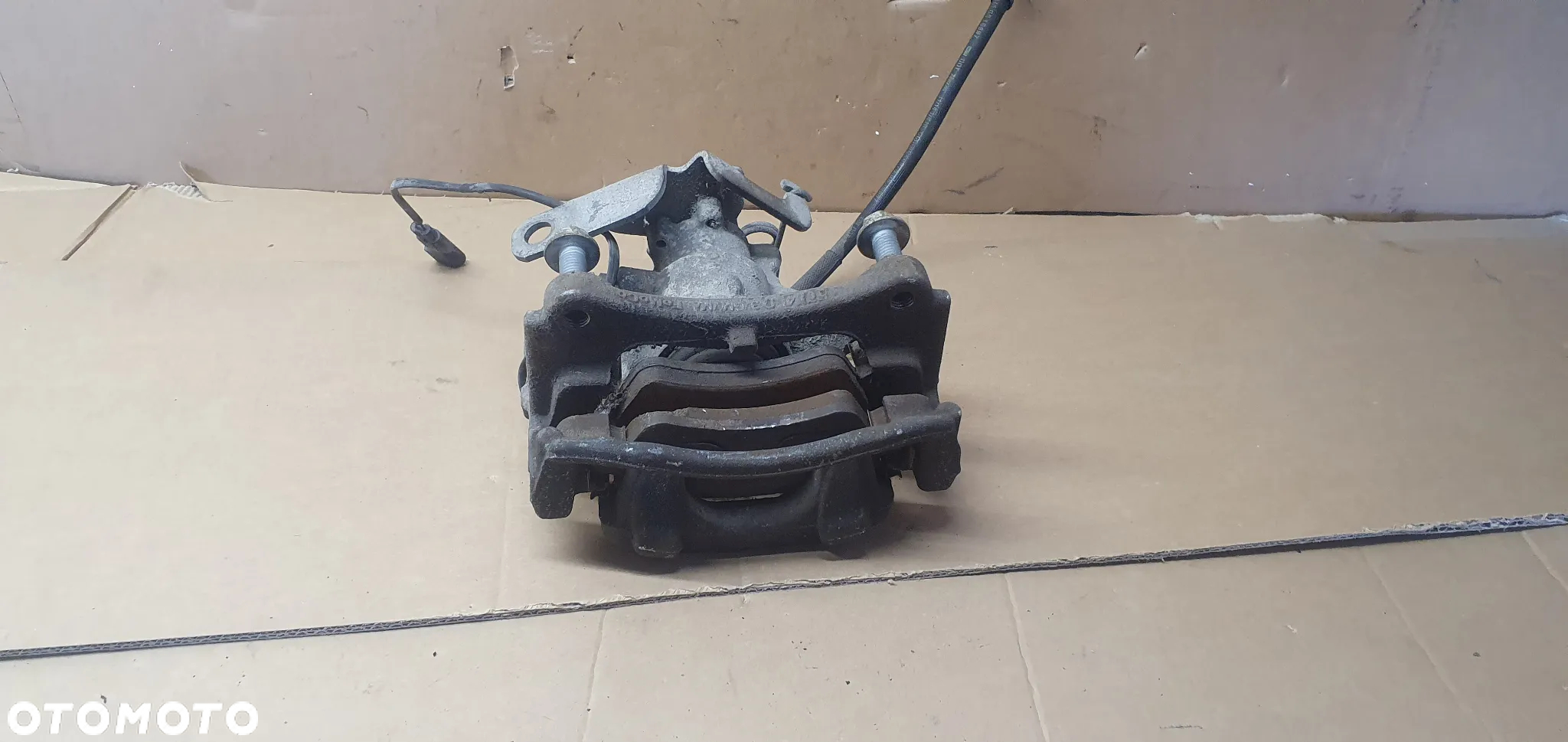 Zacisk hamulcowy lewy tył tylny lewy Ford Transit Custom MK8 - 6