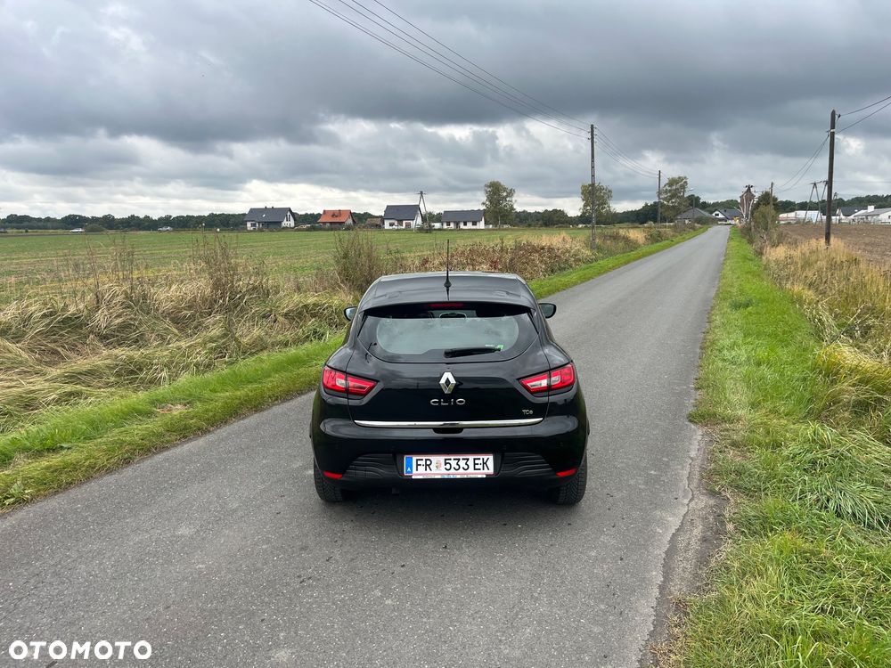 Renault Clio - 18