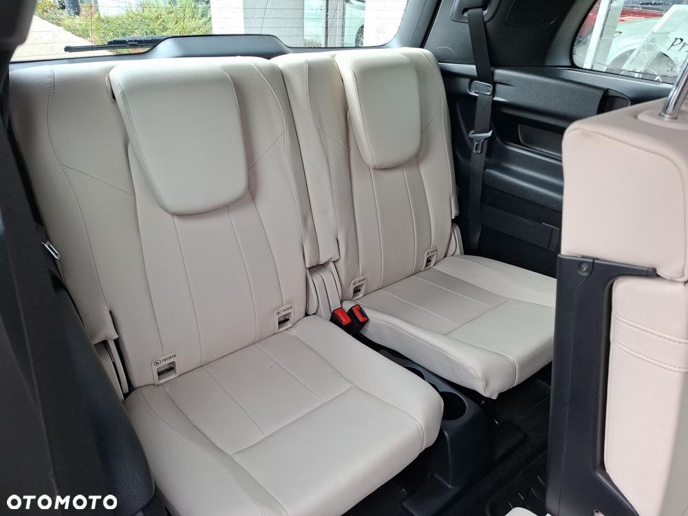 Mercedes-Benz GLB 200 Progressive 7G-DCT - 21