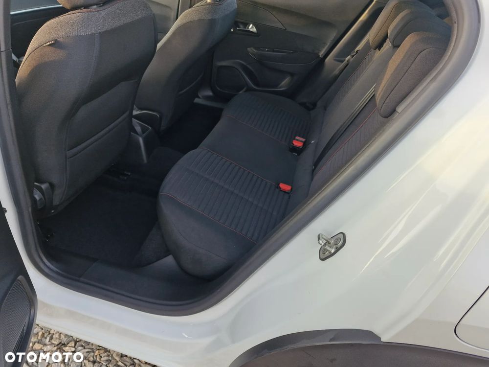Peugeot 2008 - 23