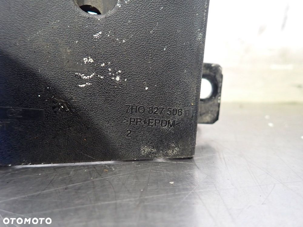 ZAMEK KLAPY BAGAŻNIKA VOLKSWAGEN T5 - 3