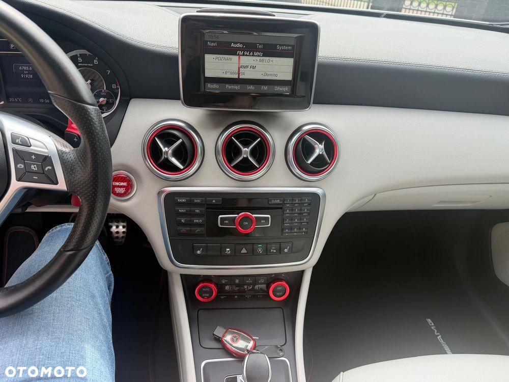 Mercedes-Benz Klasa A 45 AMG 4Matic AMG Speedshift 7G-DCT - 22
