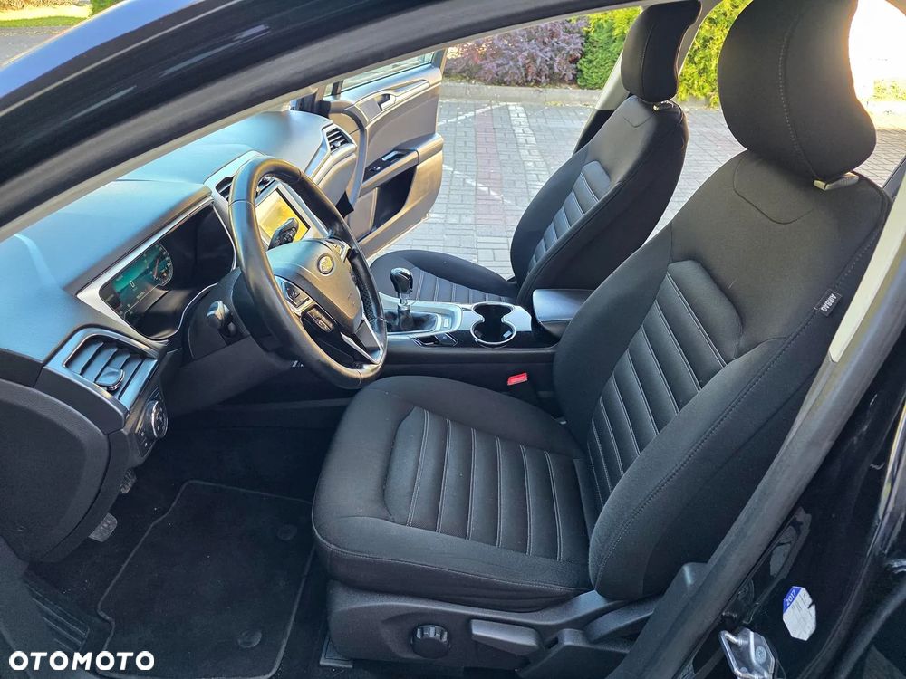 Ford Mondeo 2.0 TDCi Titanium - 24