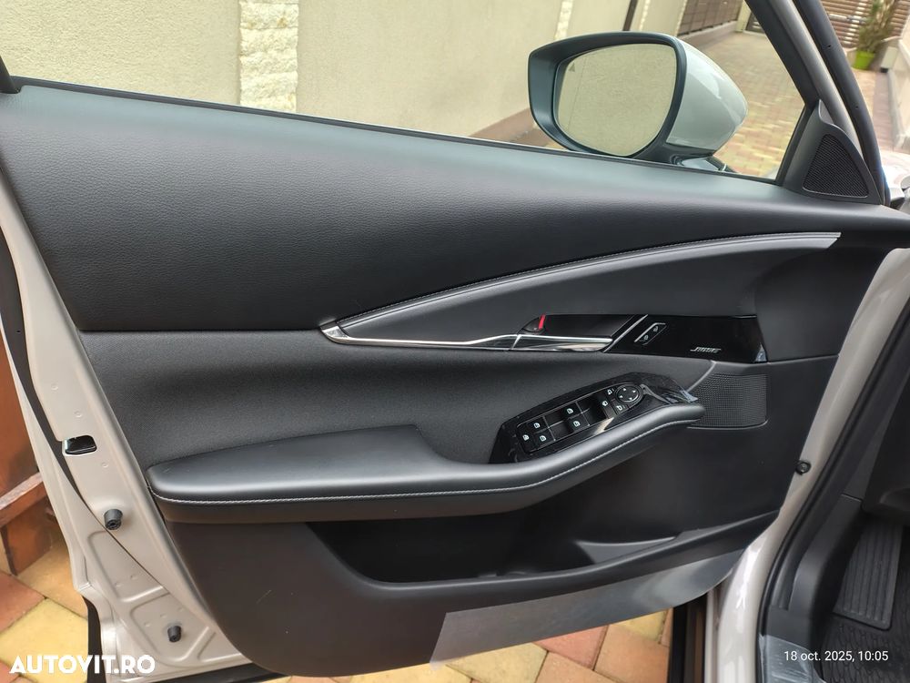 Mazda CX-30 e-SKYACTIV X186 AT MHEV Exclusive-Line - 17