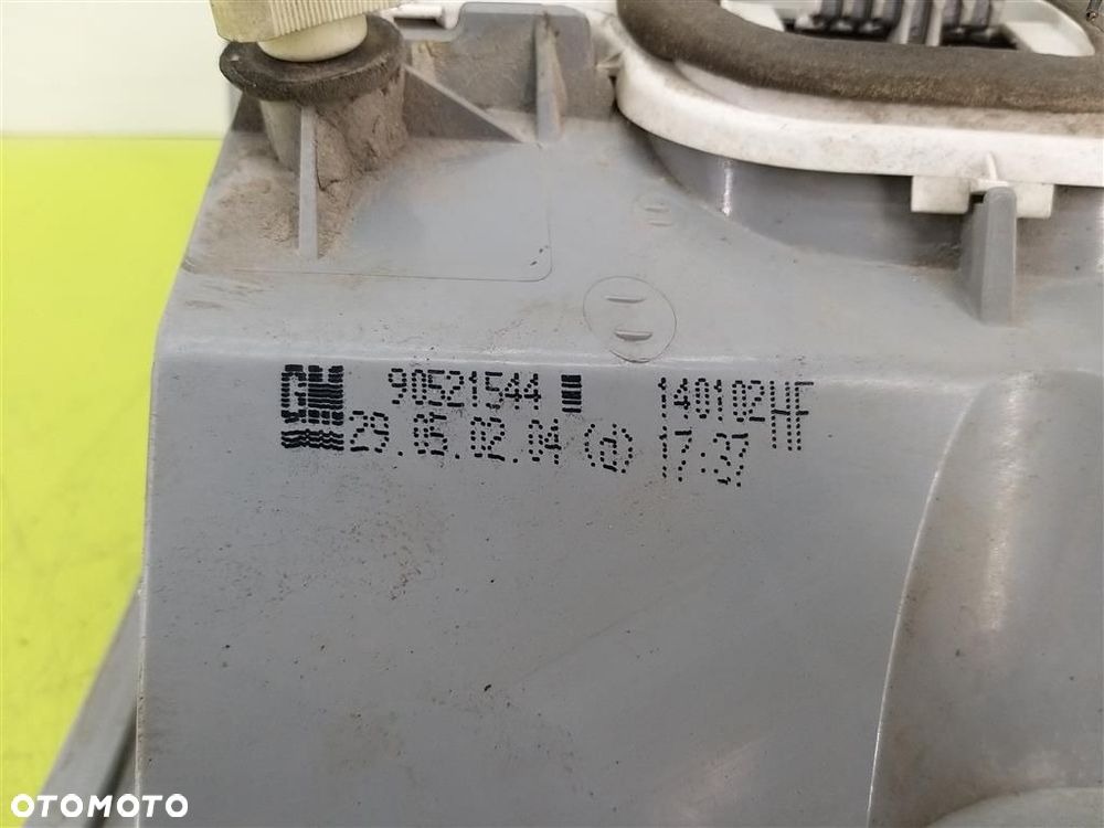 Lampa prawa tylna tył Opel Astra II G HATCHBACK 1998-2009 90521544 ORYGINAŁ - 1