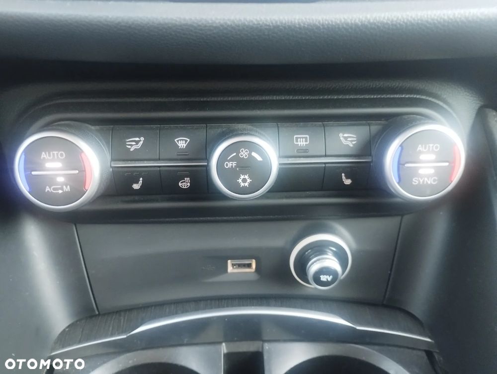 Alfa Romeo Stelvio 2.0 Turbo Super Q4 - 8