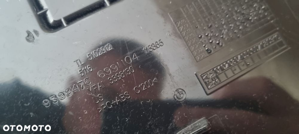 BMW XM G09 2022- Schowek konsoli Oryginał Demontaż - 10