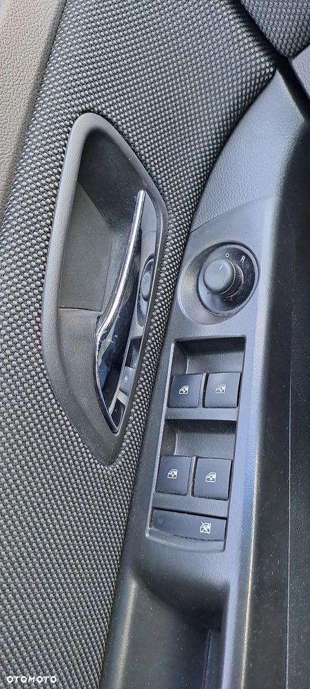 Chevrolet Cruze 1.8 LTZ - 31