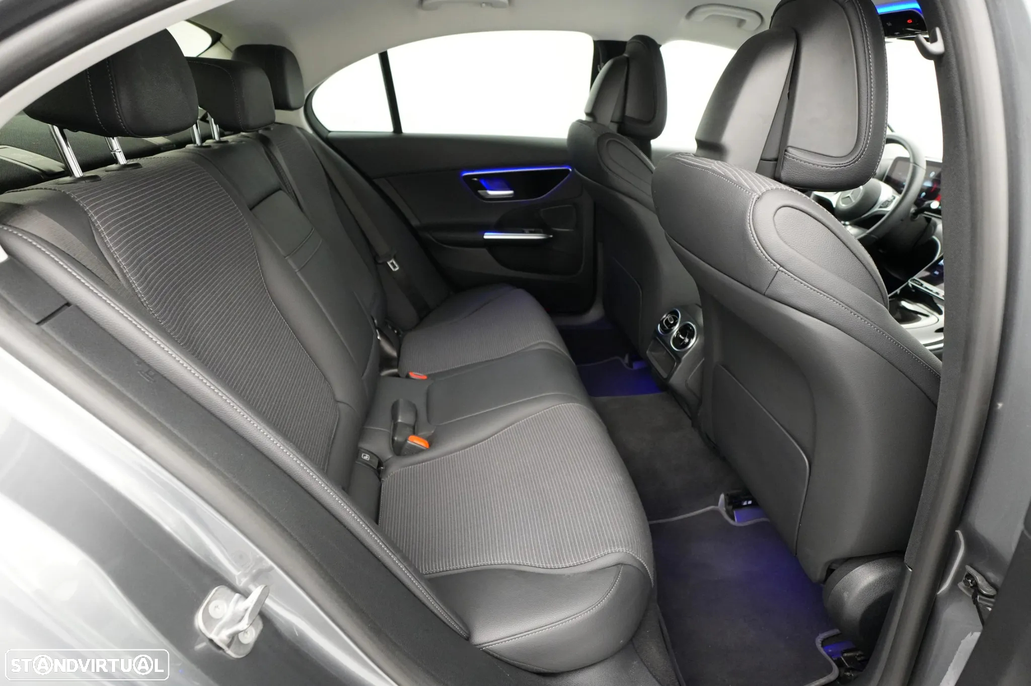 Mercedes-Benz C 220 d Avantgarde - 27
