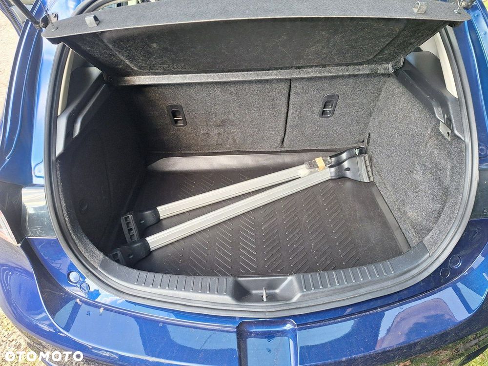 Mazda 3 1.6 Sport Active Plus - 29