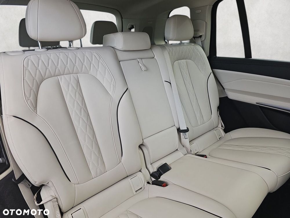 BMW X7 xDrive40d mHEV - 30