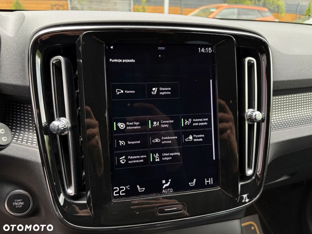 Volvo XC 40 D4 SCR AWD R-Design - 28