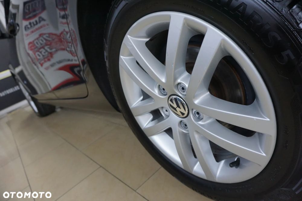 Volkswagen Golf 2.0 TDI Highline - 19