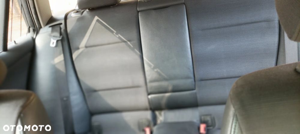 BMW Seria 3 320d - 15