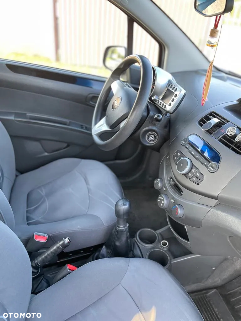 Chevrolet Spark - 4
