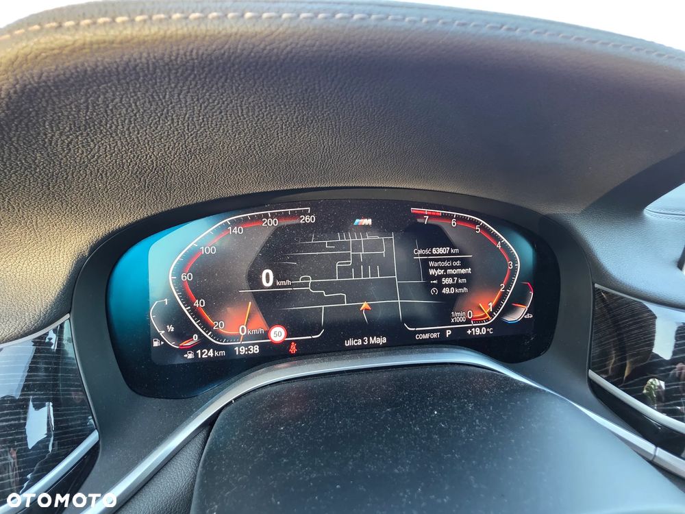 BMW Seria 7 740Li - 8