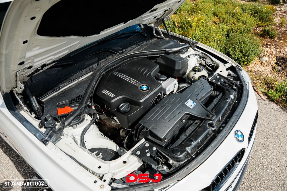 BMW 328 i Auto Pack M - 2