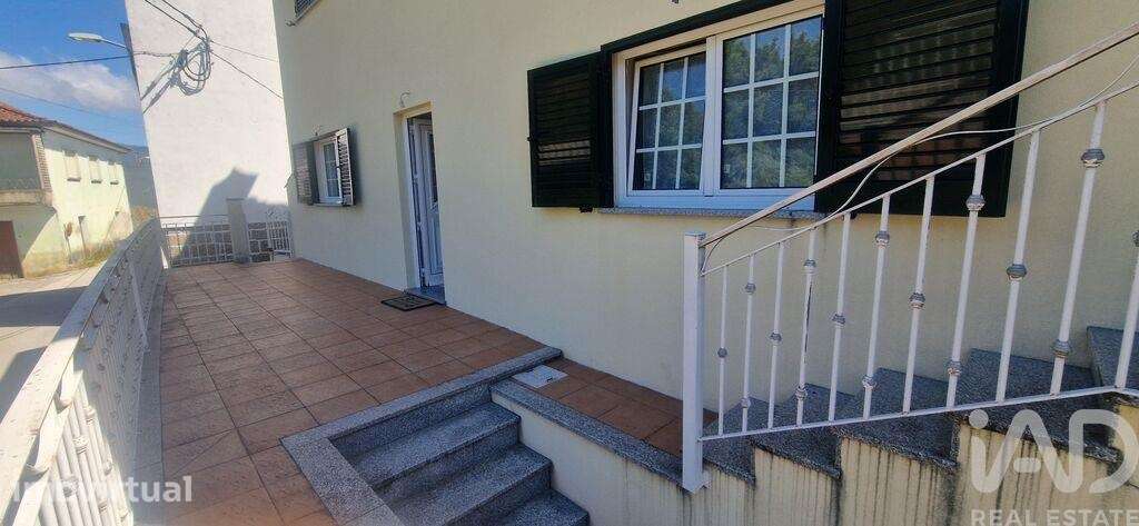 Casa / Villa T3 em Oliveira de Frades, Souto de Lafões e Sejães de 119 - Grande imagem: 3/29