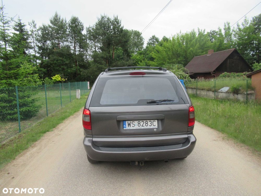 Chrysler Grand Voyager - 4