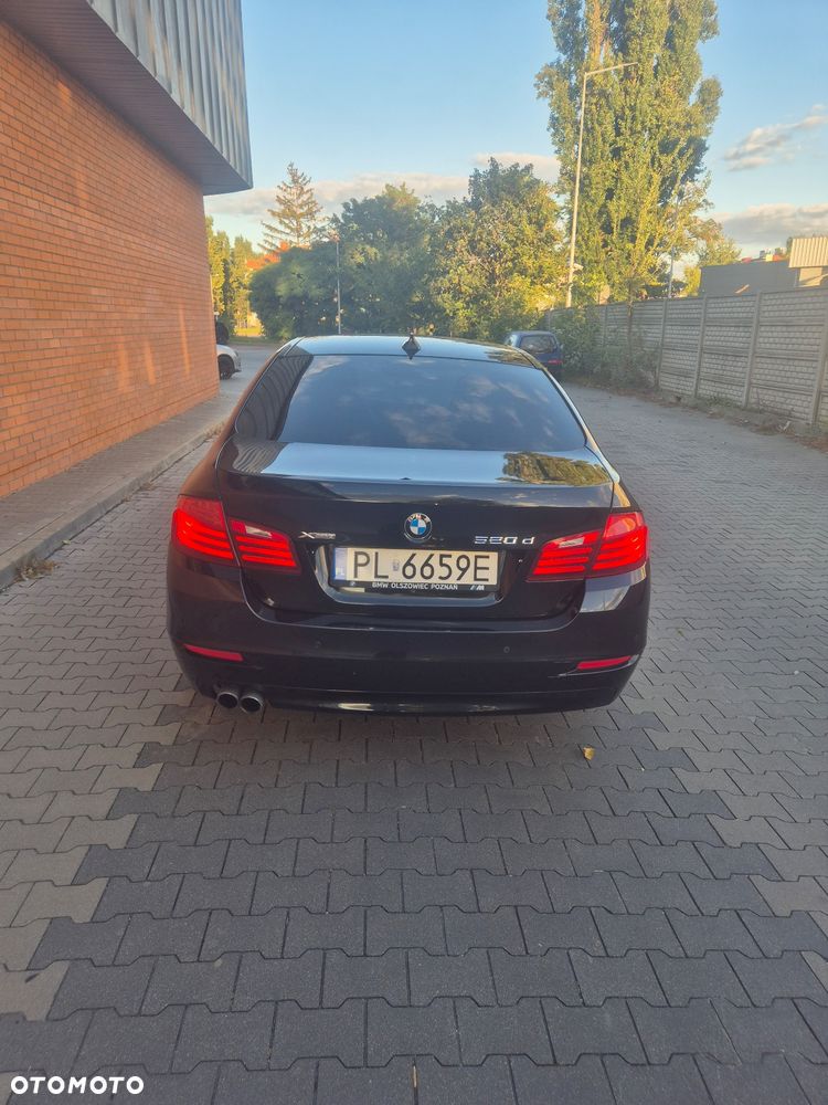 BMW Seria 5 520d xDrive - 20