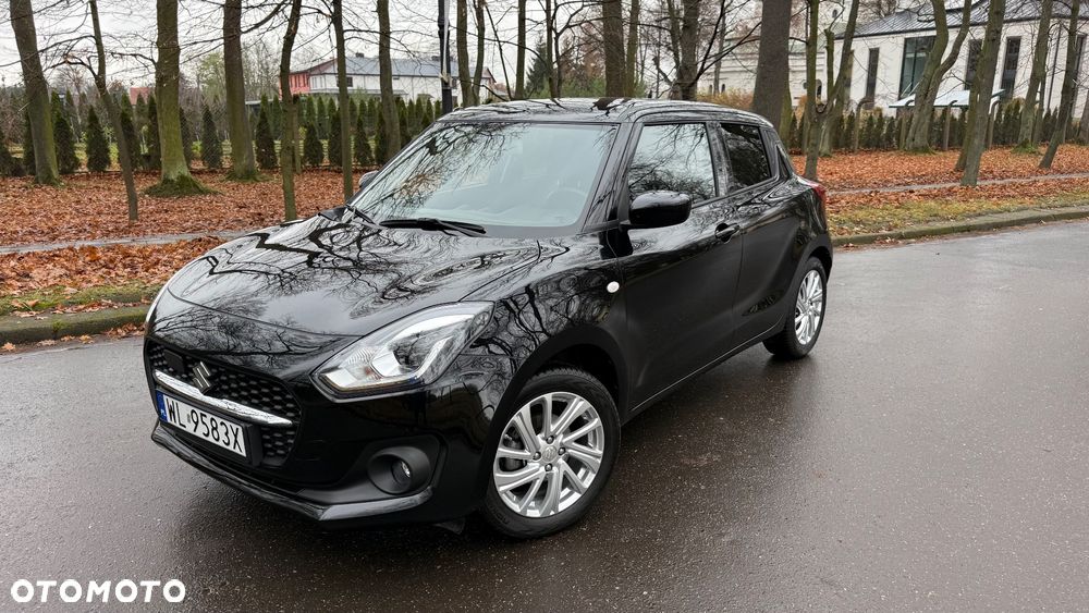 Suzuki Swift 1.2 Dualjet SHVS Premium Plus CVT - 2