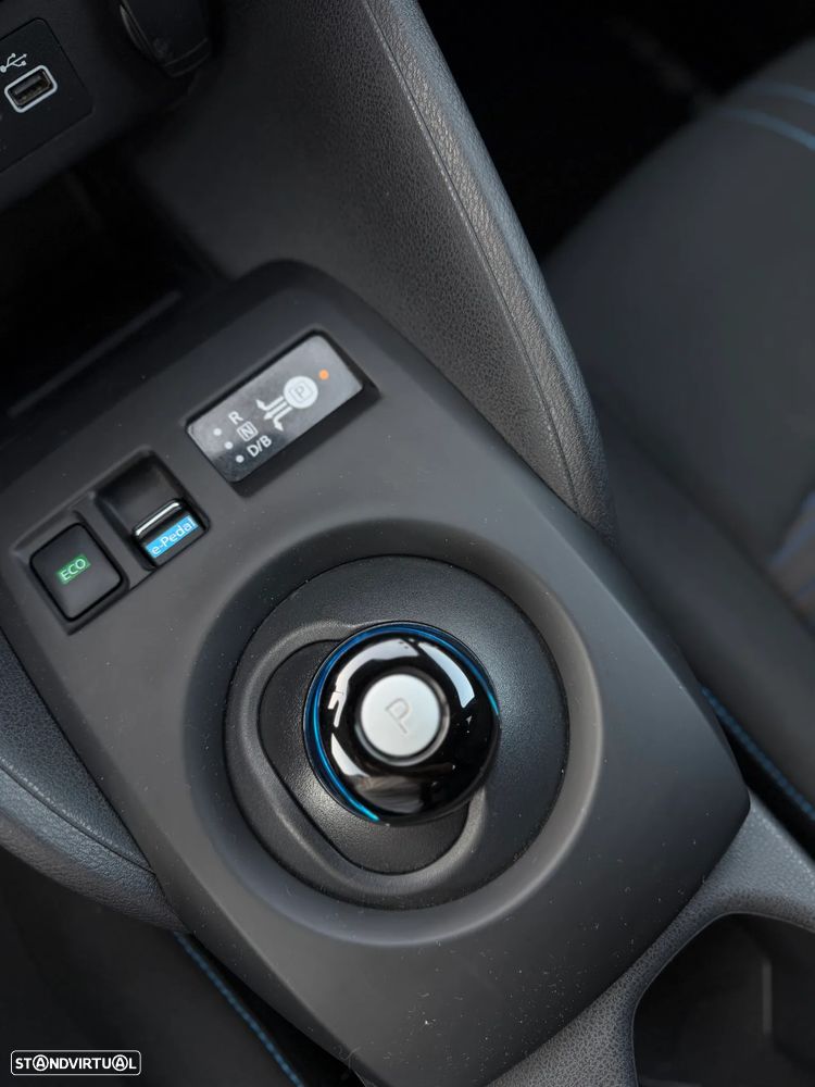 Nissan Leaf 40 kWh N-Connecta - 12